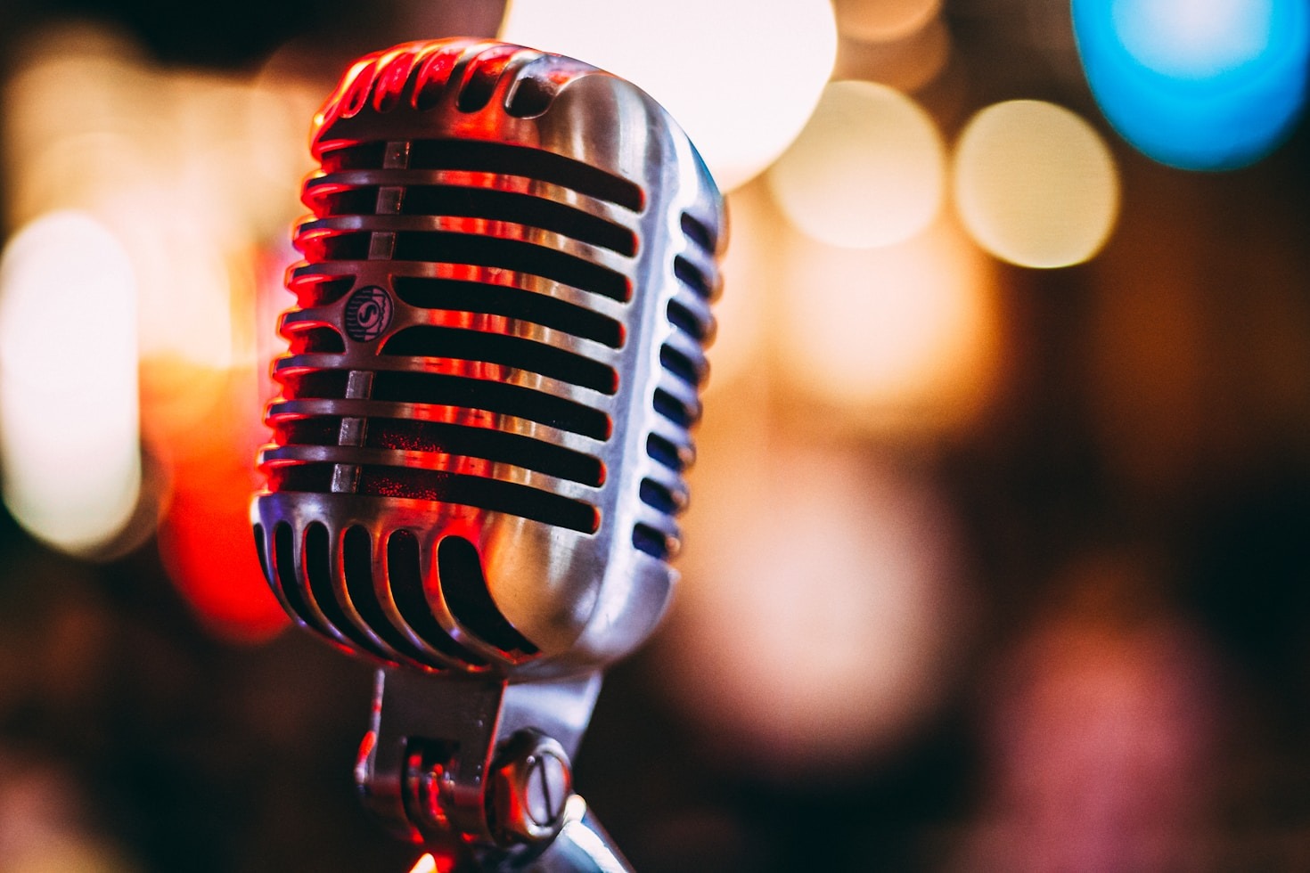 The Art of Engaging Podcast Conversations